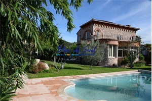 maison bourgeoise à la vente -   66500  PRADES, surface 140 m2 vente maison bourgeoise - UBI455251433